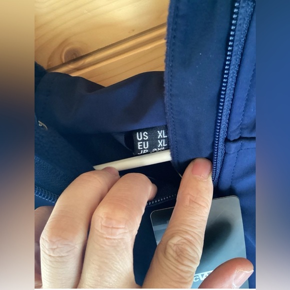 TACVASEN Men's waterproof hiking Skiing Jacket with Hood XL New coat - Picture 6 of 7